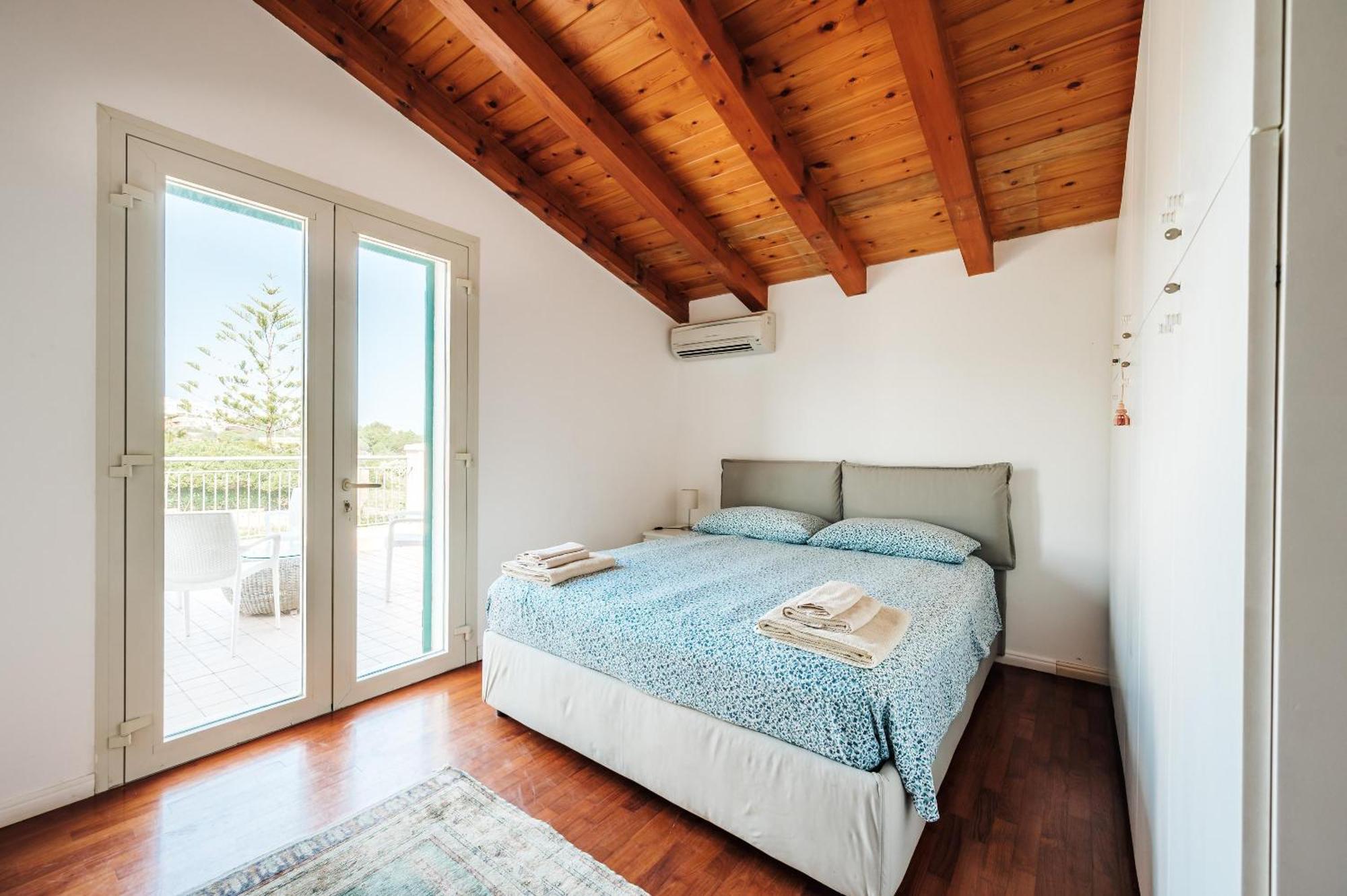 Fronte Spiaggia Zoe Villa Augusta Luaran gambar