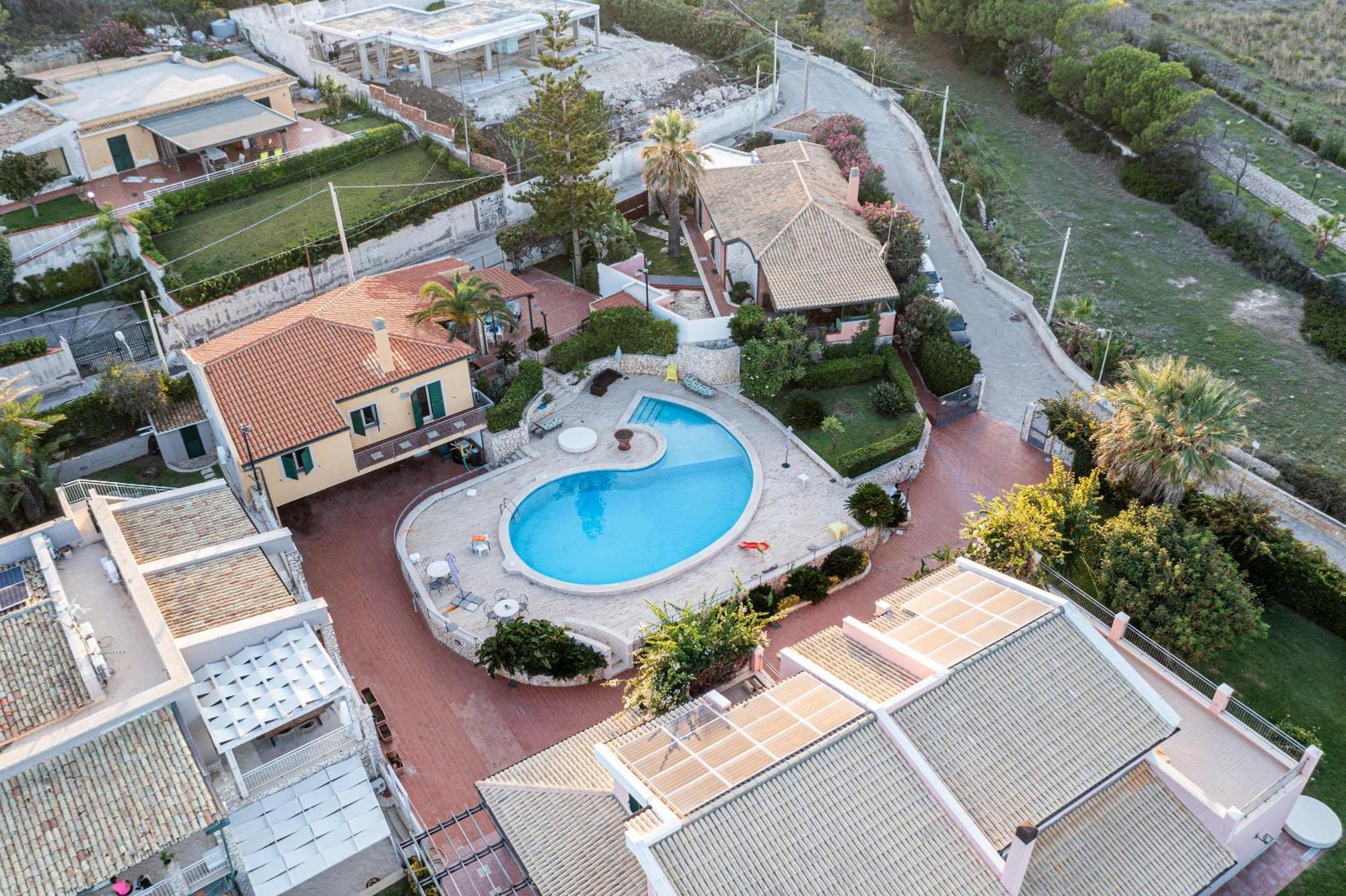 Fronte Spiaggia Zoe Villa Augusta Luaran gambar