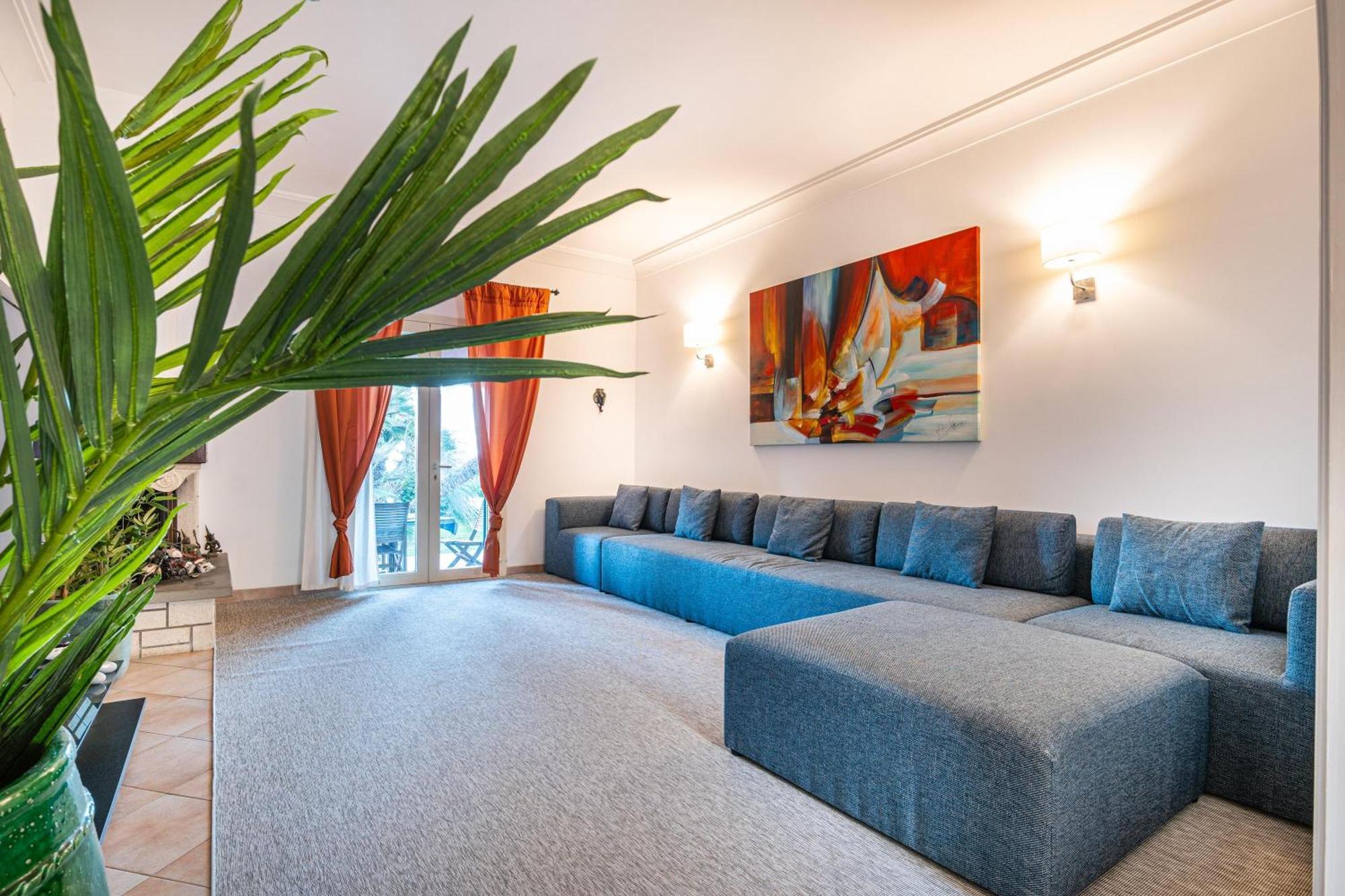 Fronte Spiaggia Zoe Villa Augusta Luaran gambar